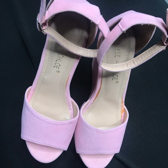 Chase + Chloe wedges - Picture 3 of 3